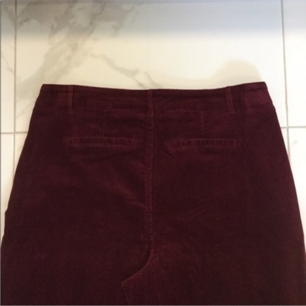 New Penningtons| Cropped Crushed Red Corduroy Highrise Pants - Picture 9 of 14